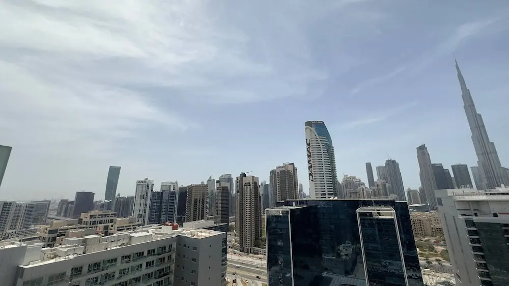 Mh - 1 Bhk Burj View - Vera2420