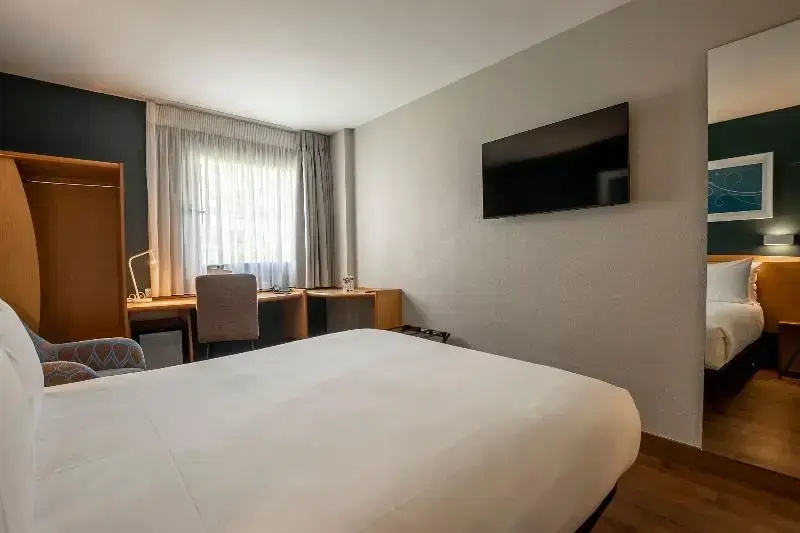 Travelodge Alicante Puerto - Chambres