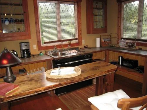 Alderwood Cottage & Suite - Bowen Island - фото 21