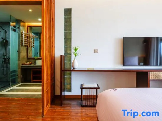 Standard room with view