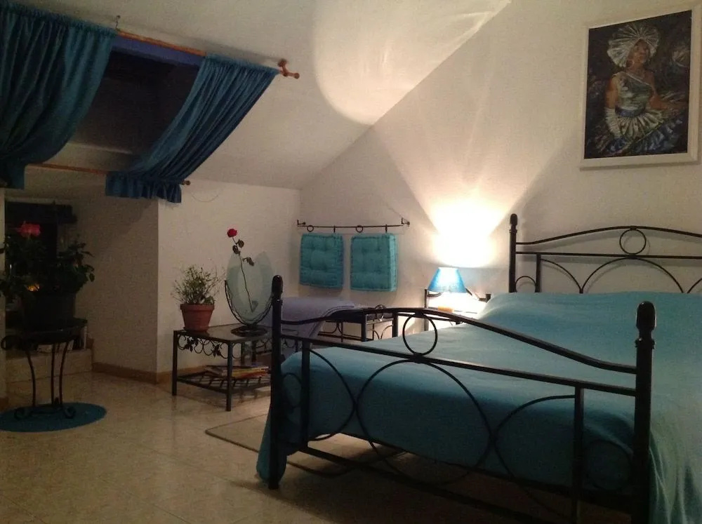 Voir la photo 2 — Auberge Issiates