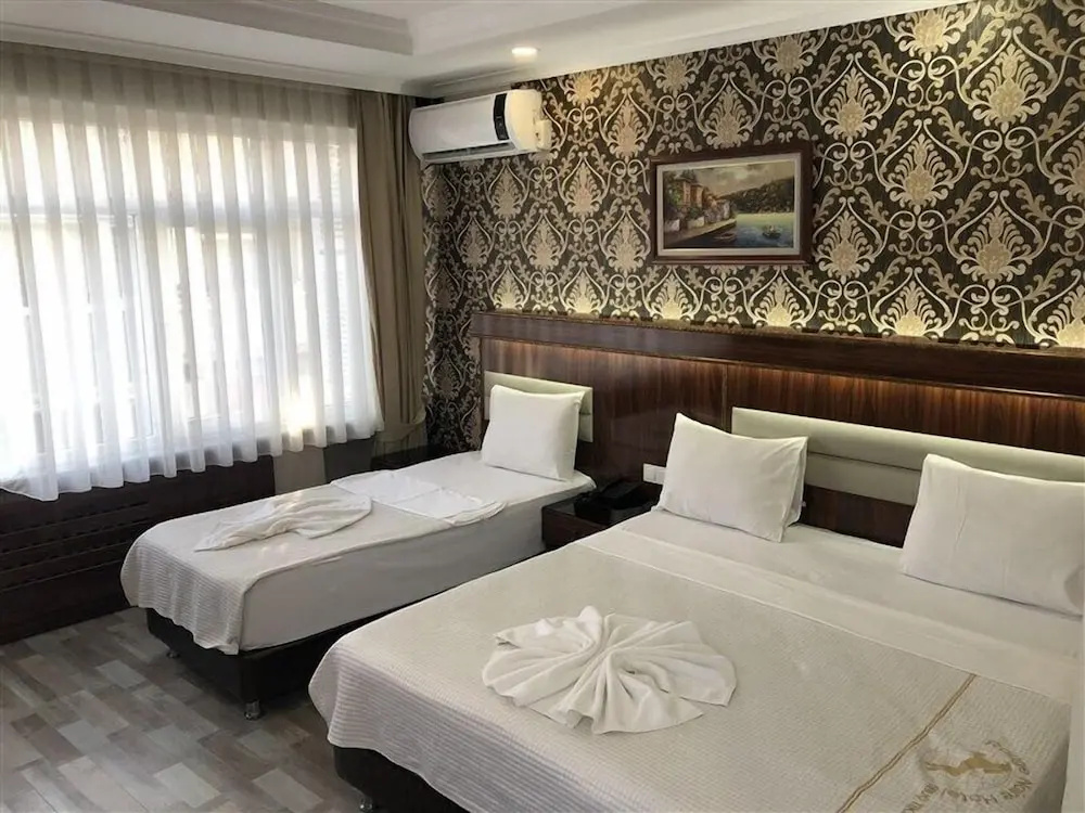 Elit Palace Hotel — фото