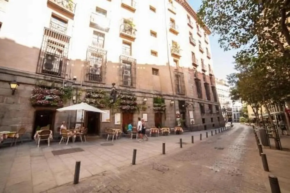 limehome Madrid Calle de la Paloma Hotel