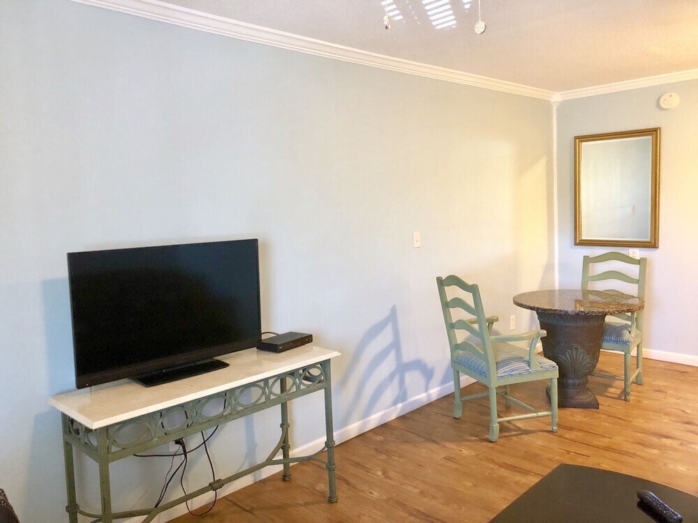 Atlantis Inn Tybee Island, Georgia by null