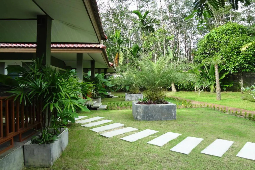 Khaolak Yama Resort (SHA Extra Plus)