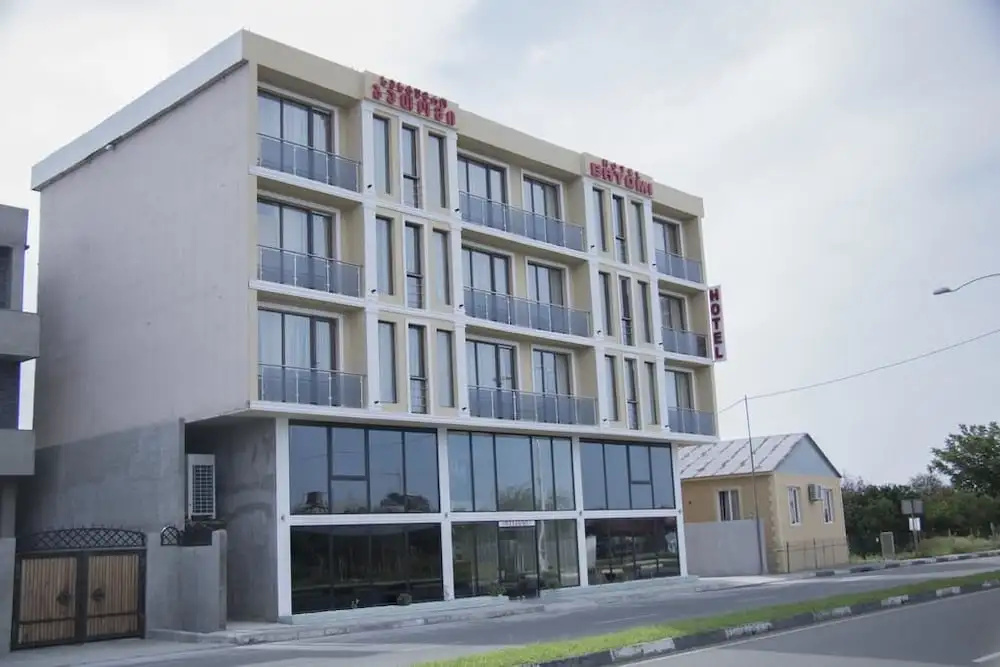 Hotel Batomi