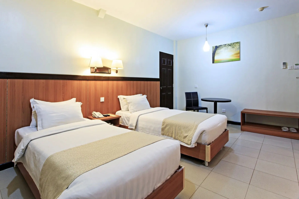 The Orchard Cebu Hotel & Suites