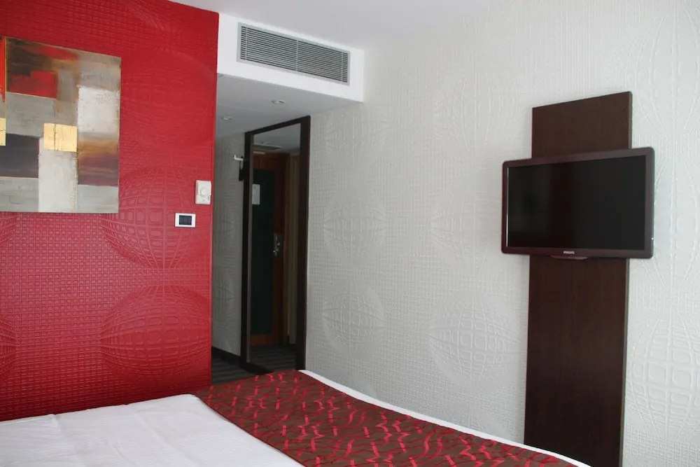 Brit Hotel Belfort Centre - Boreal - Général