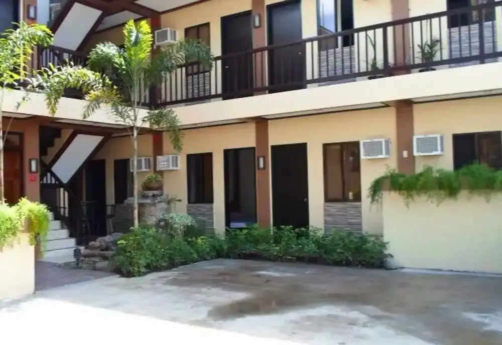 Pacific Palm Suites Davao powered by Cocotel