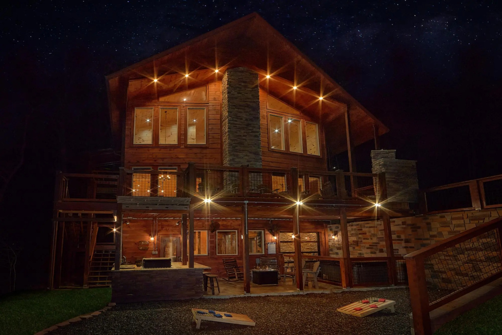 Barrel Top Lodge in Gatlinburg