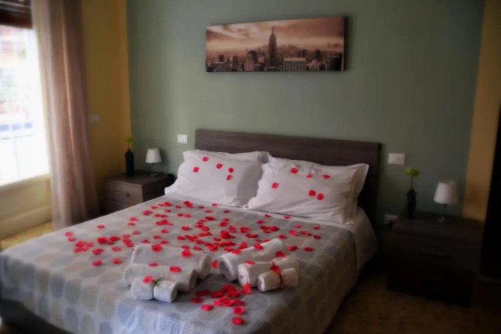 Standard Double room with balcony (full double bed)