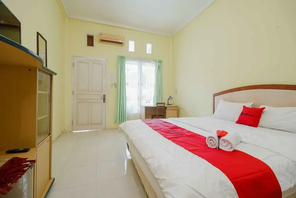 RedDoorz Plus Syariah @ Jalan Cut Nyak Dhien Aceh — фото 4