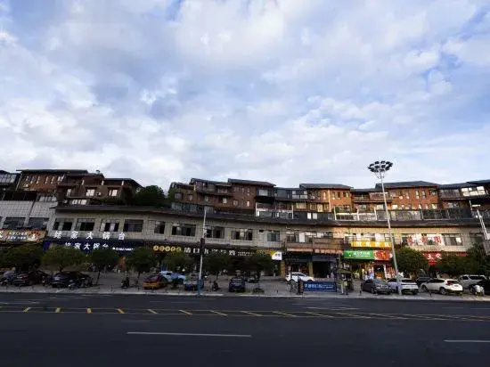 Chuandong Hotel