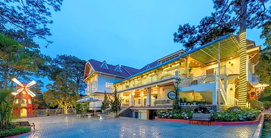 Hotel photo 10