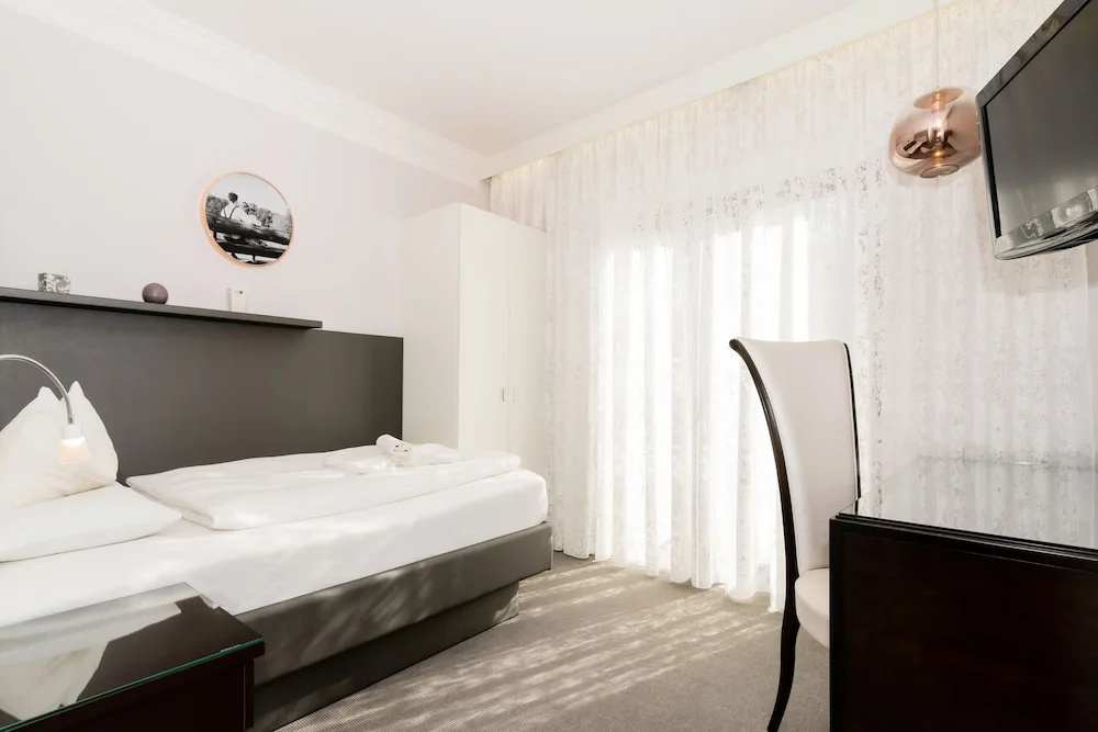 Standard Single room with mountain view