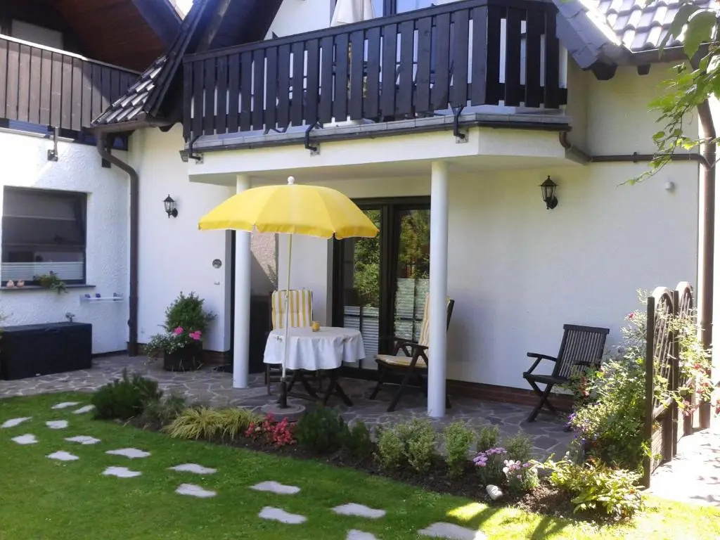 Haus Kollwitzweg - Ferienwohnungen - Chambres