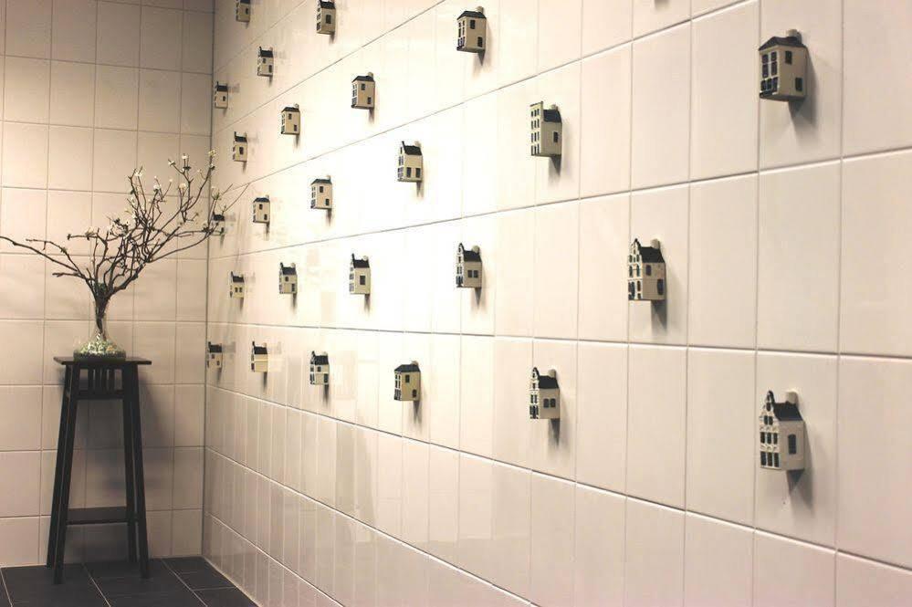 Hostelle - women only hostel by null