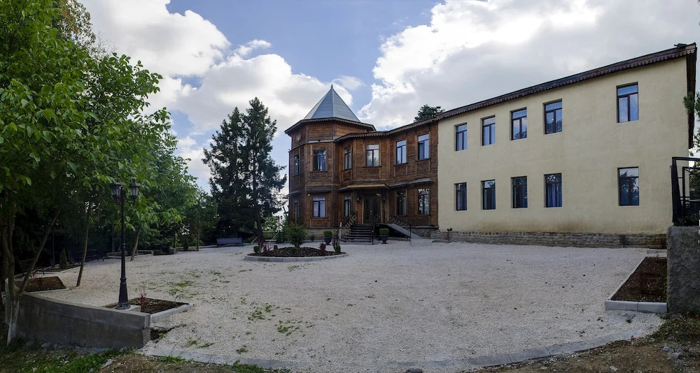 The Vorontsovs Hotel & Cottages
