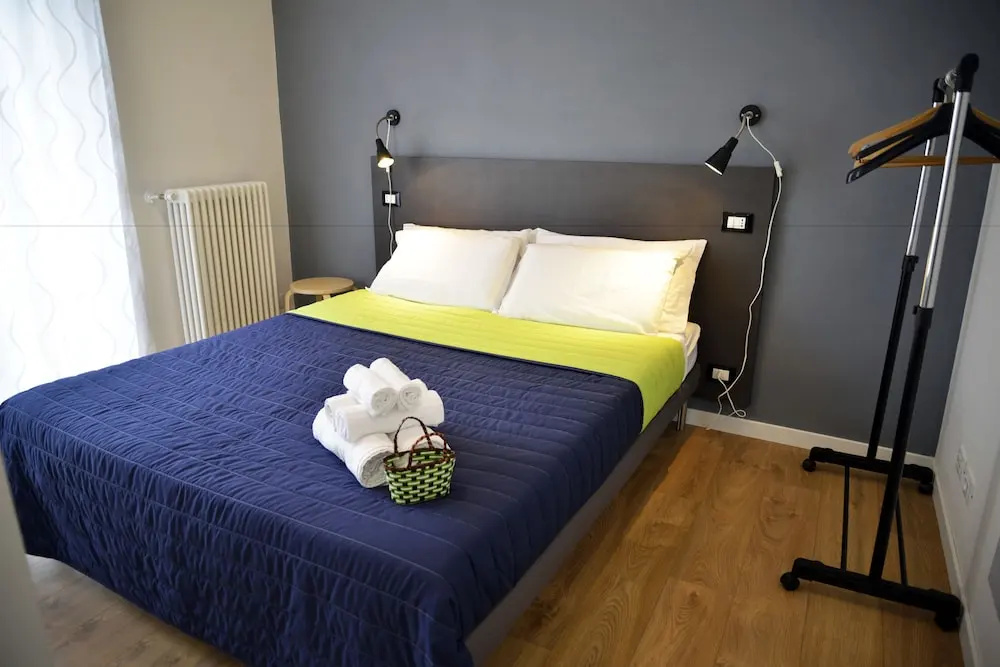 1 Bedroom Standard Double room with balcony (full double bed)