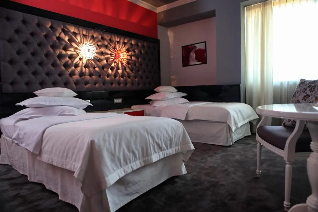 Deluxe Double room (twin beds)
