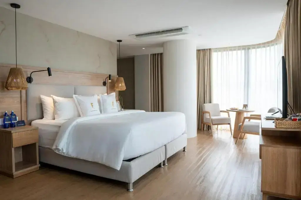 1 Bedroom Double Suite (full double bed)