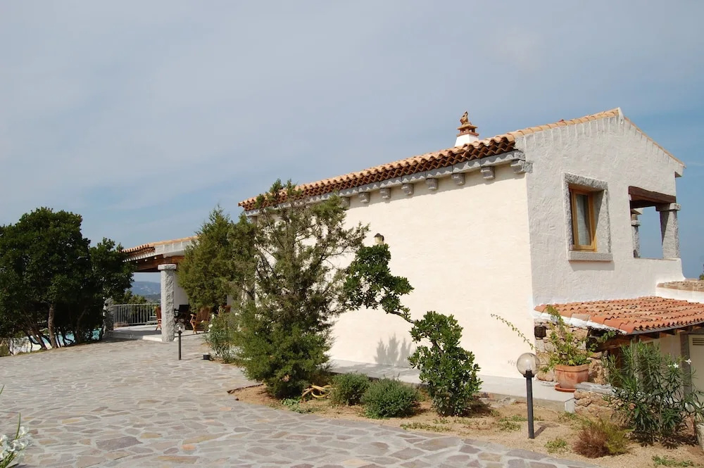 Villa Monti di Mola
