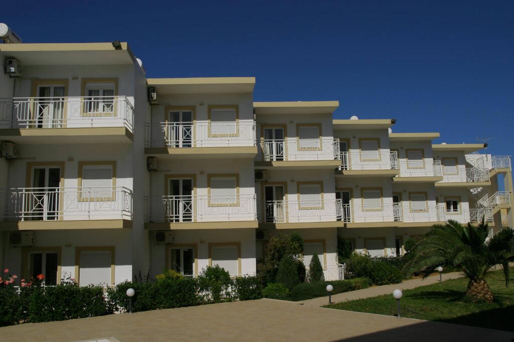 Felicity Hotel