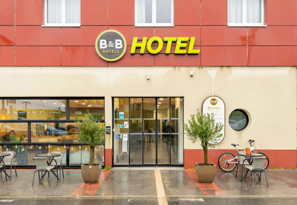 Voir la photo 1 — B&B HOTEL Maubeuge Louvroil