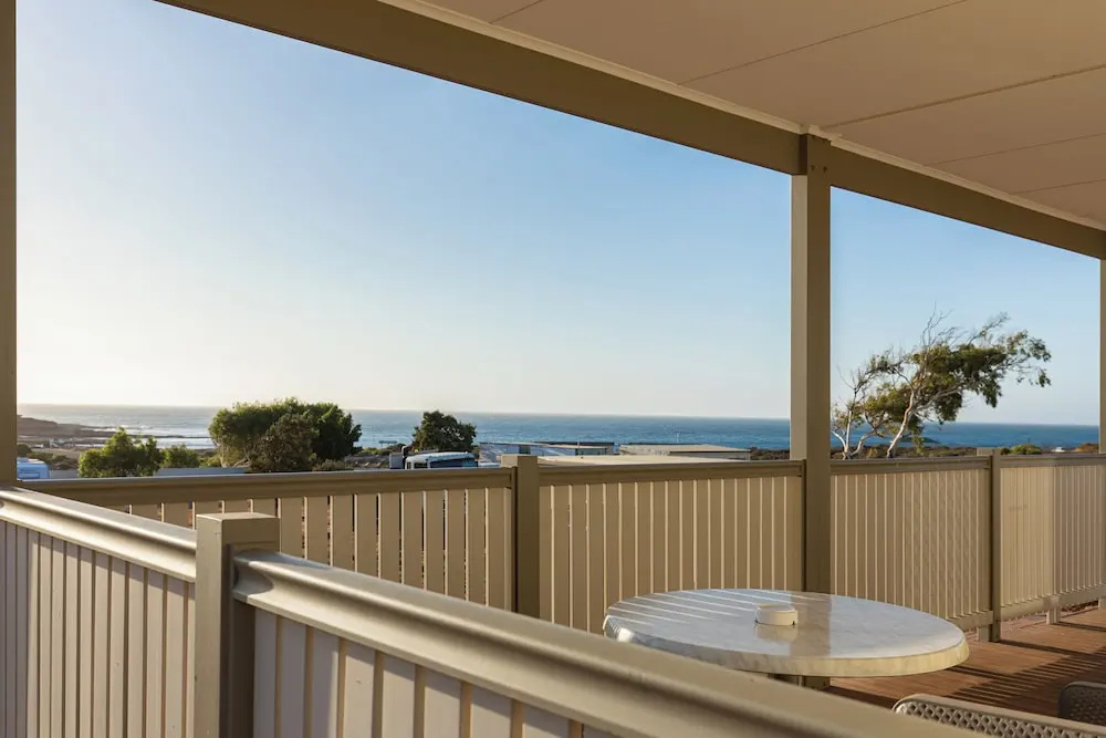 Balcony & Terrace