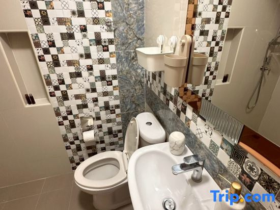 Bangkok Private 4BR Townhouse Pool& Gym | Bangna