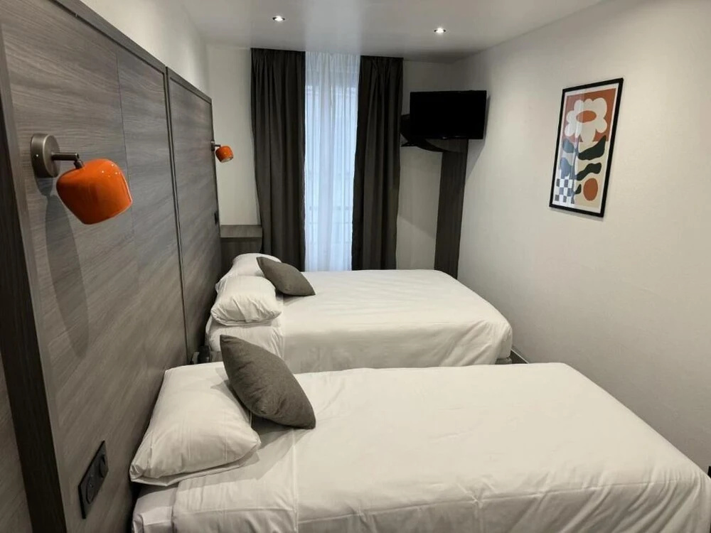 Standard Double Family room (twin beds)