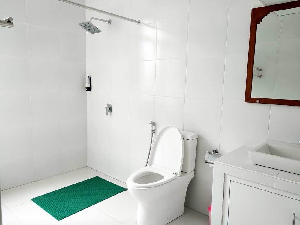 Отель The Tunjung Boutique Resort в Тумбакбайухе