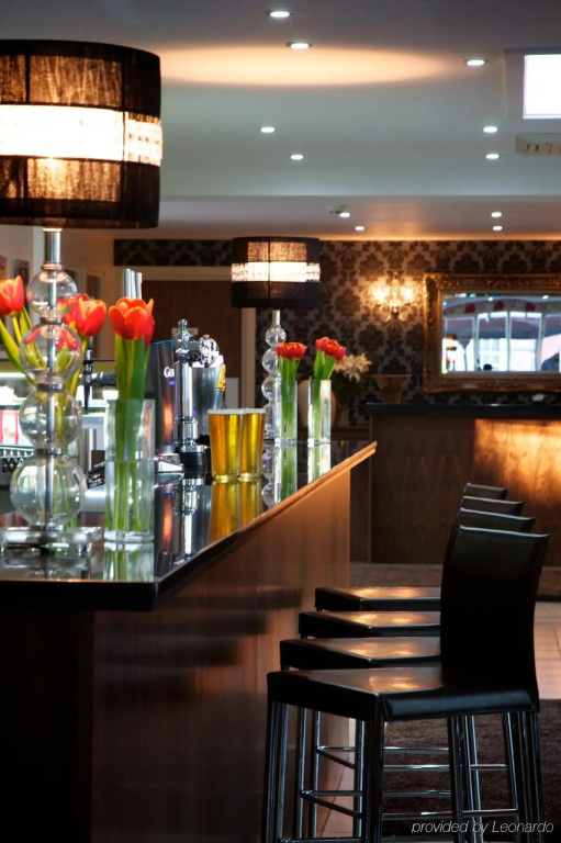 The Bridge Hotel - Général