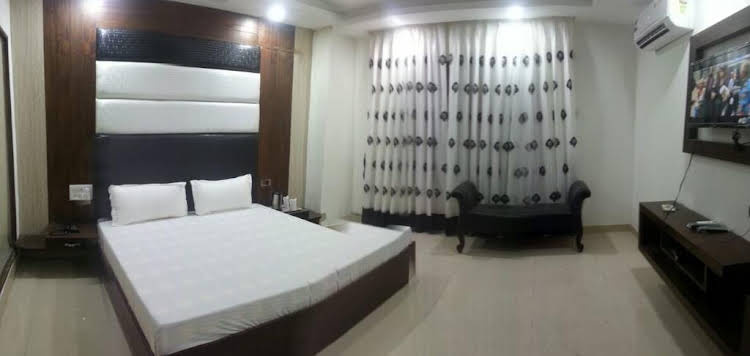 Hotel NG Paradise