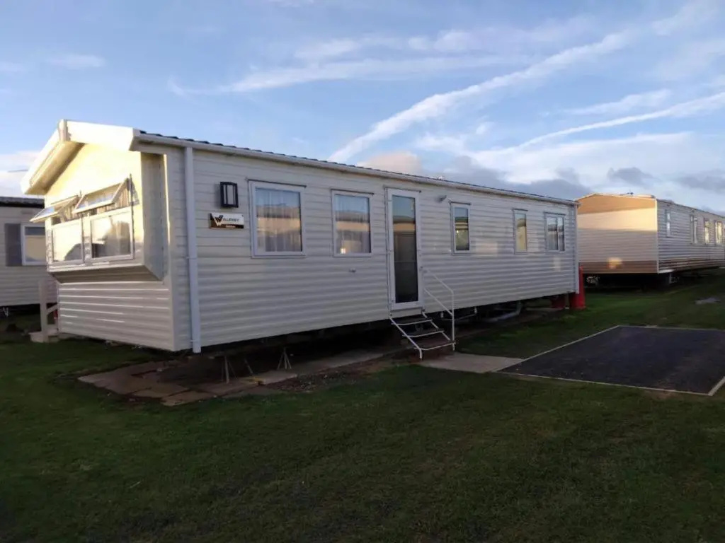 3 Bed, Sleeps 8 Caravan, California Cliffs Park