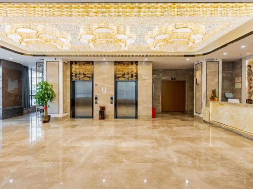 Yundora Apartment(Mingzhu railway station)