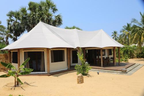Karpaha Sands