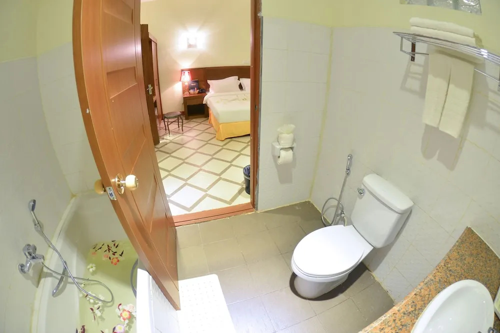 Ocean Blue Ngwe Saung Beach Hotel - Chambres
