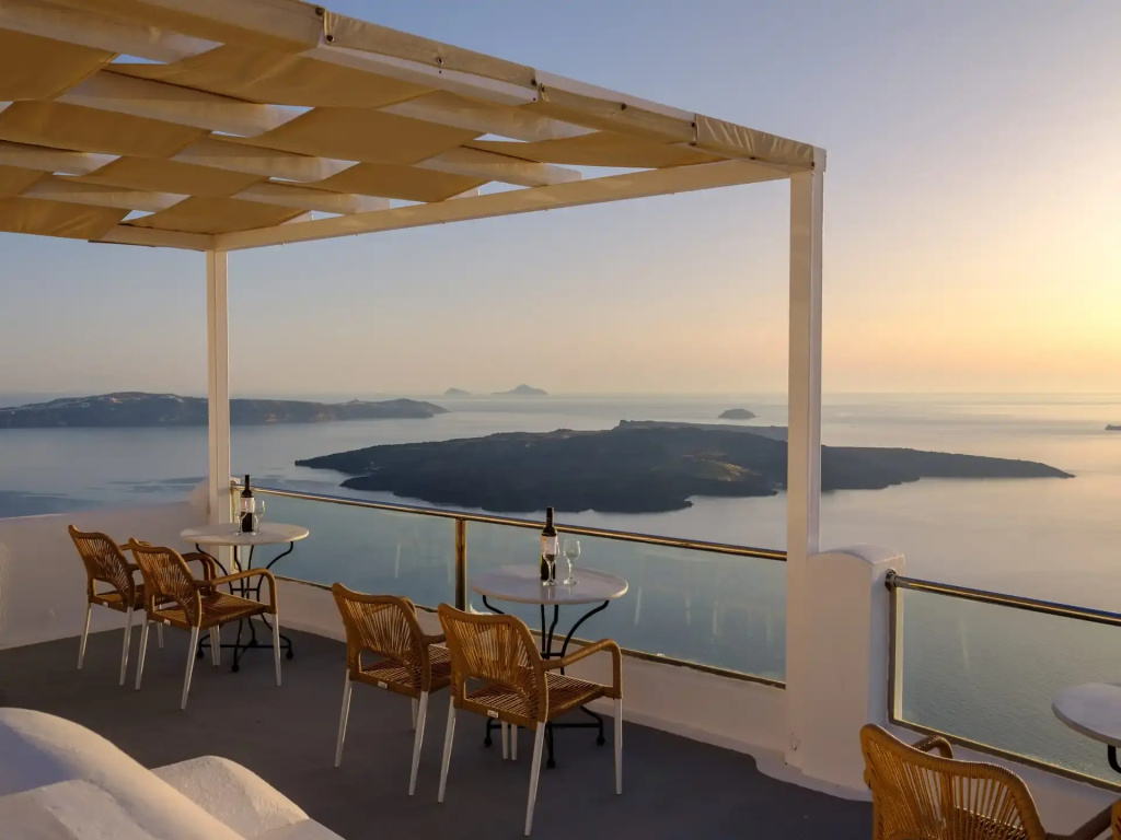 Vallas Apartments & Villas