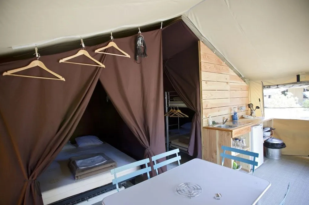 Huttopia Beaulieu sur Dordogne