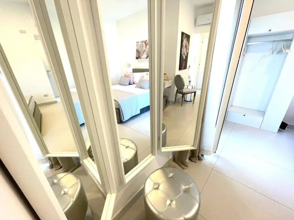 Standard Double room with balcony (full double bed)