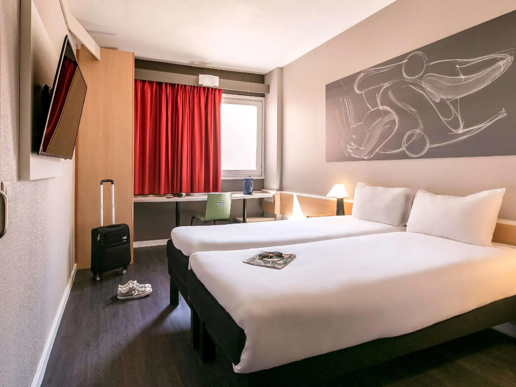 Standard Double room (twin beds)