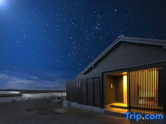 Standard Double room with ocean view (twin beds)