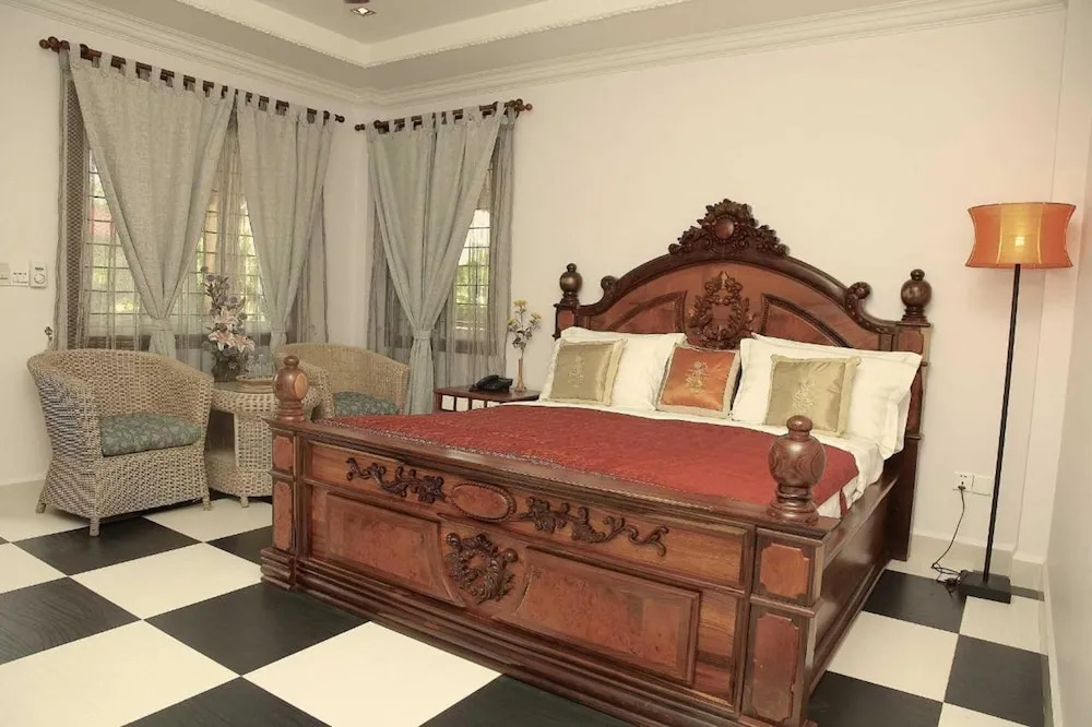 Deluxe Family Villa with view