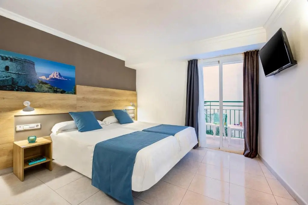 Standard Double room (twin beds)