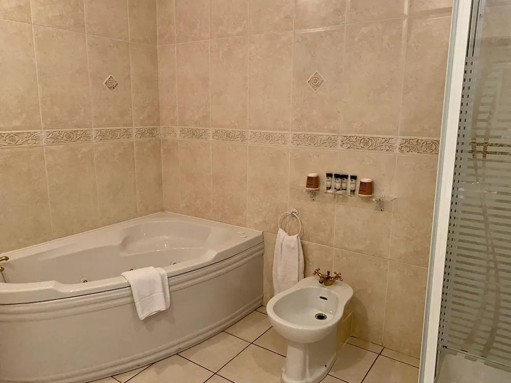 Twin Trees Hotel - Chambres