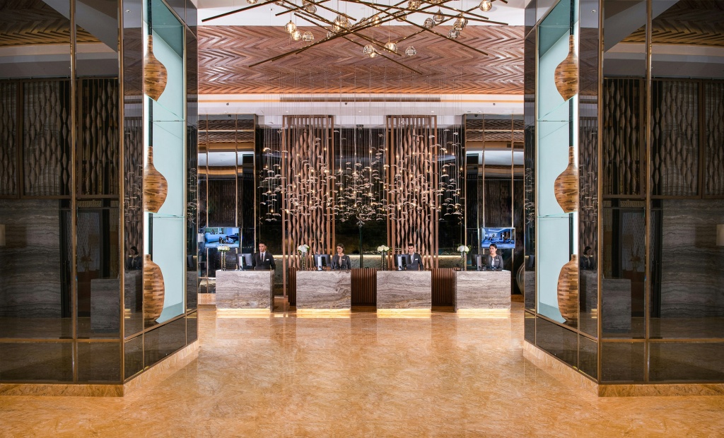 Al Jaddaf Rotana Suite Hotel — фото
