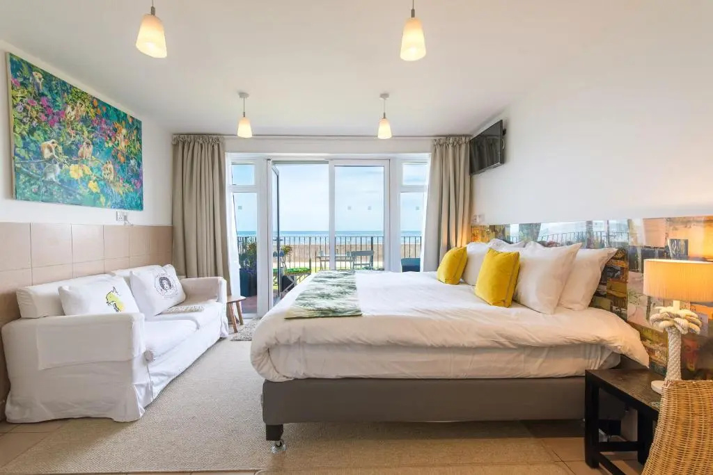 Deluxe Double room with sea view (full double bed)