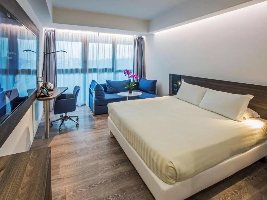 Superior Double room (full double bed)