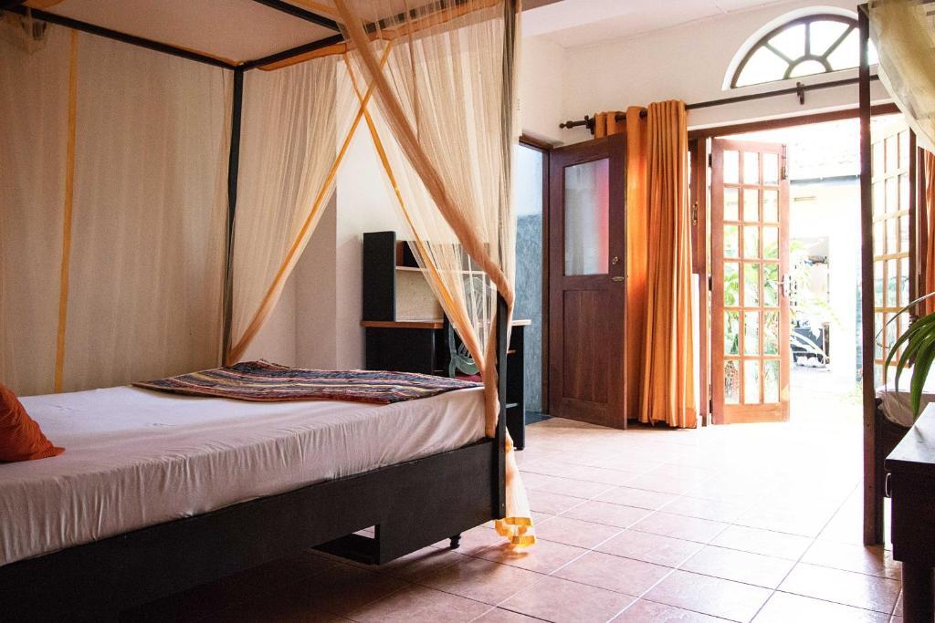 Villa Taprobane